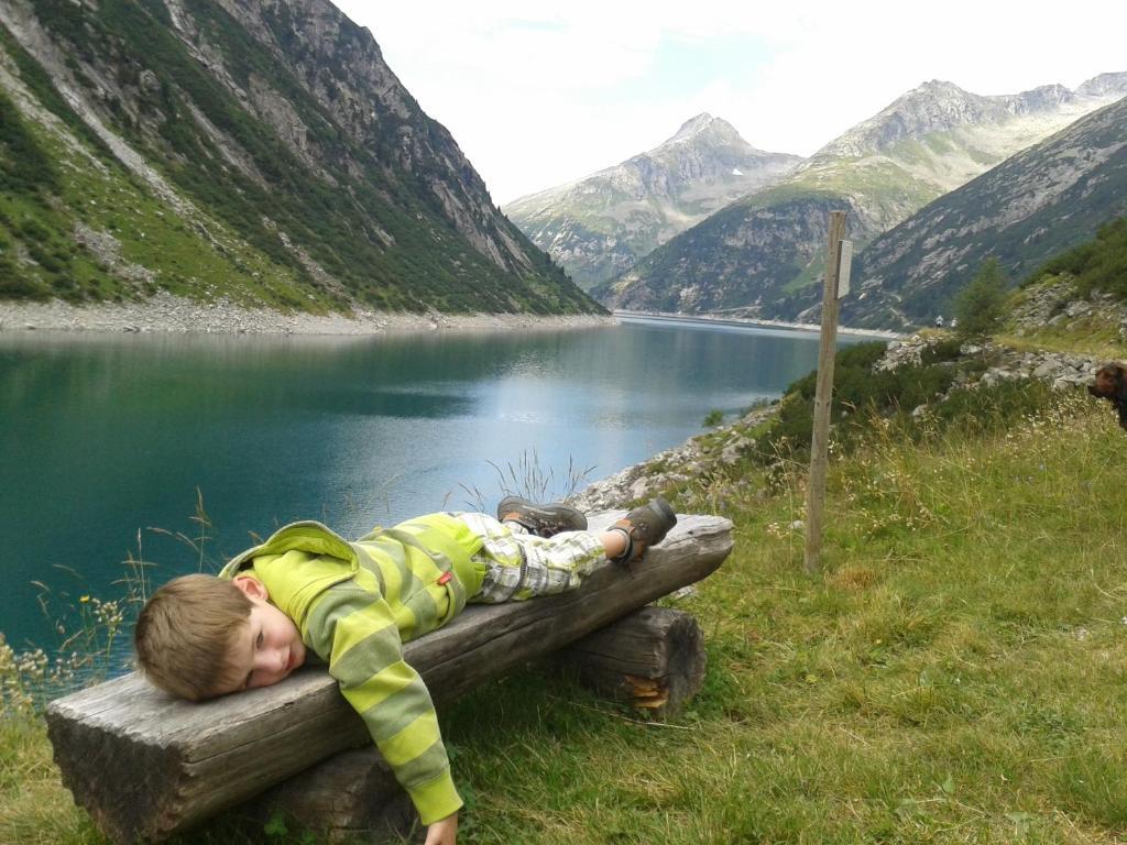 Landhaus Alpenjaeger Hainzenberg Exteriör bild